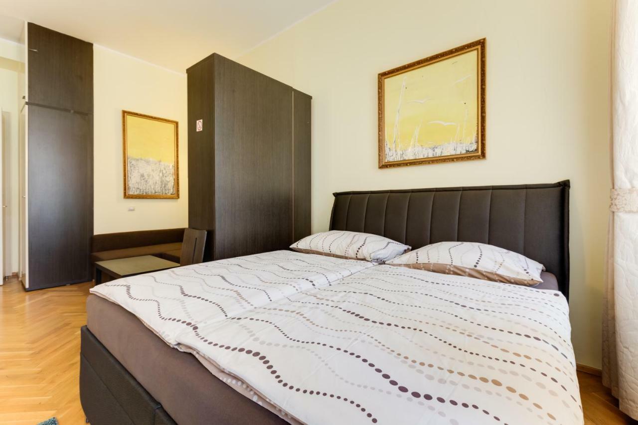Apartmán Hálkova Praha